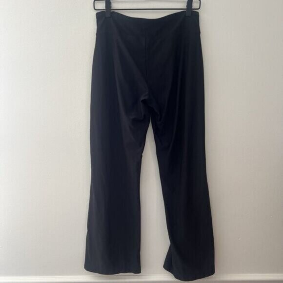 Nike Women’s DriFit Wide Leg Crop Active Pant - Picture 2 of 6